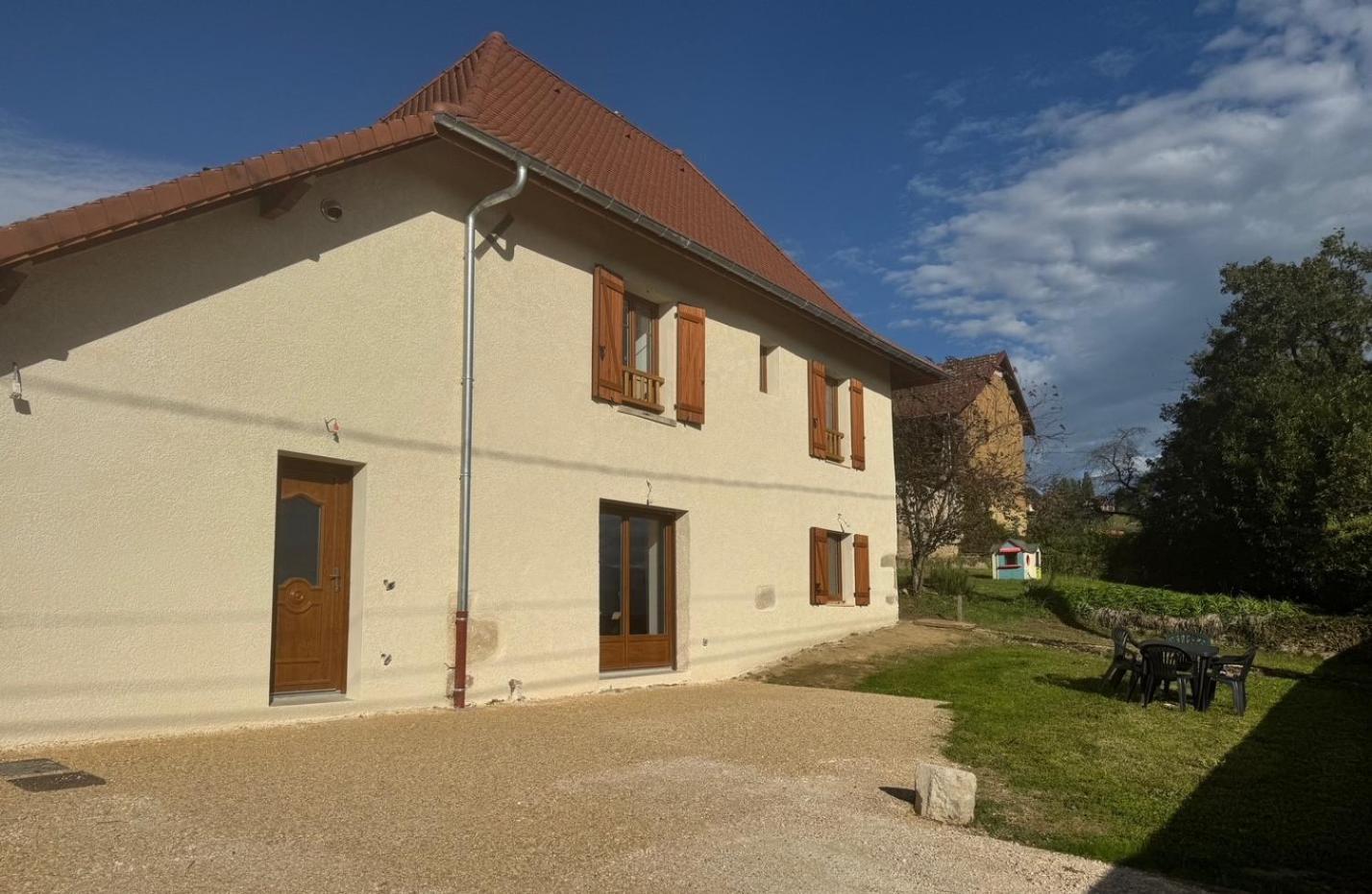 Saint-Genix-sur-Guiers Maison Leonora מראה חיצוני תמונה
